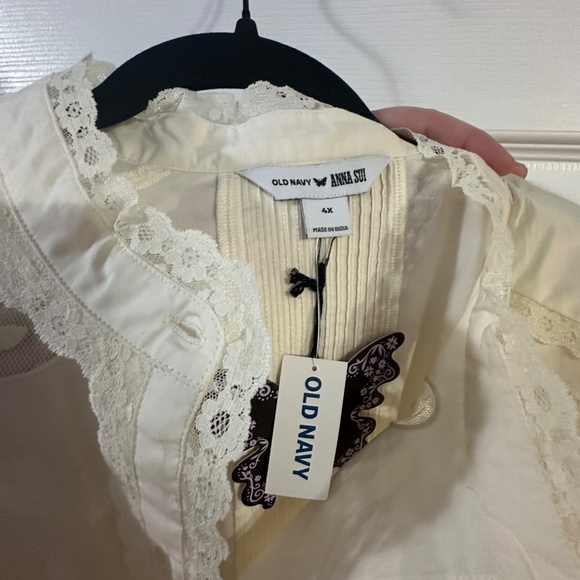 Old Navy x Anna Sui Button-Down Applique Top - Picture 15 of 16